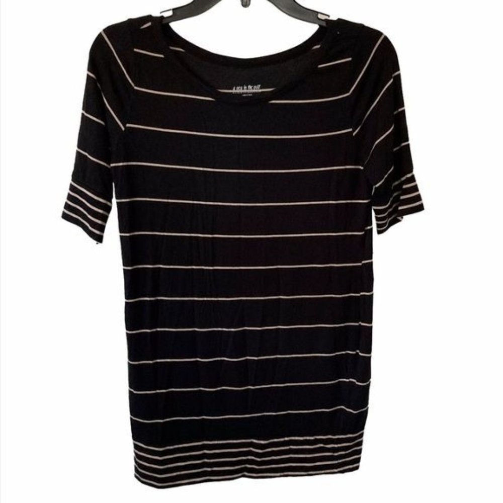 2/$15 A Pea In The Pod black and tan short sleeve maternity blouse small